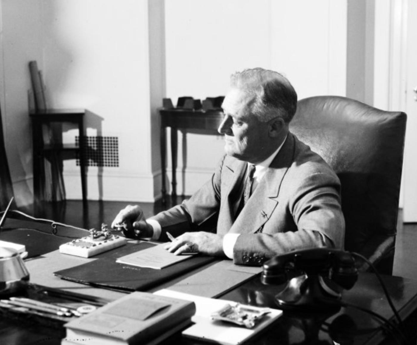 USA president Roosevelt signing proclamation keeping out of war 
