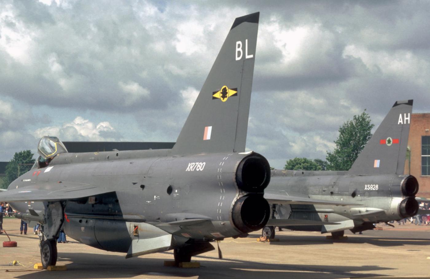 English electric lightning fighter jet plane interceptor RAF 