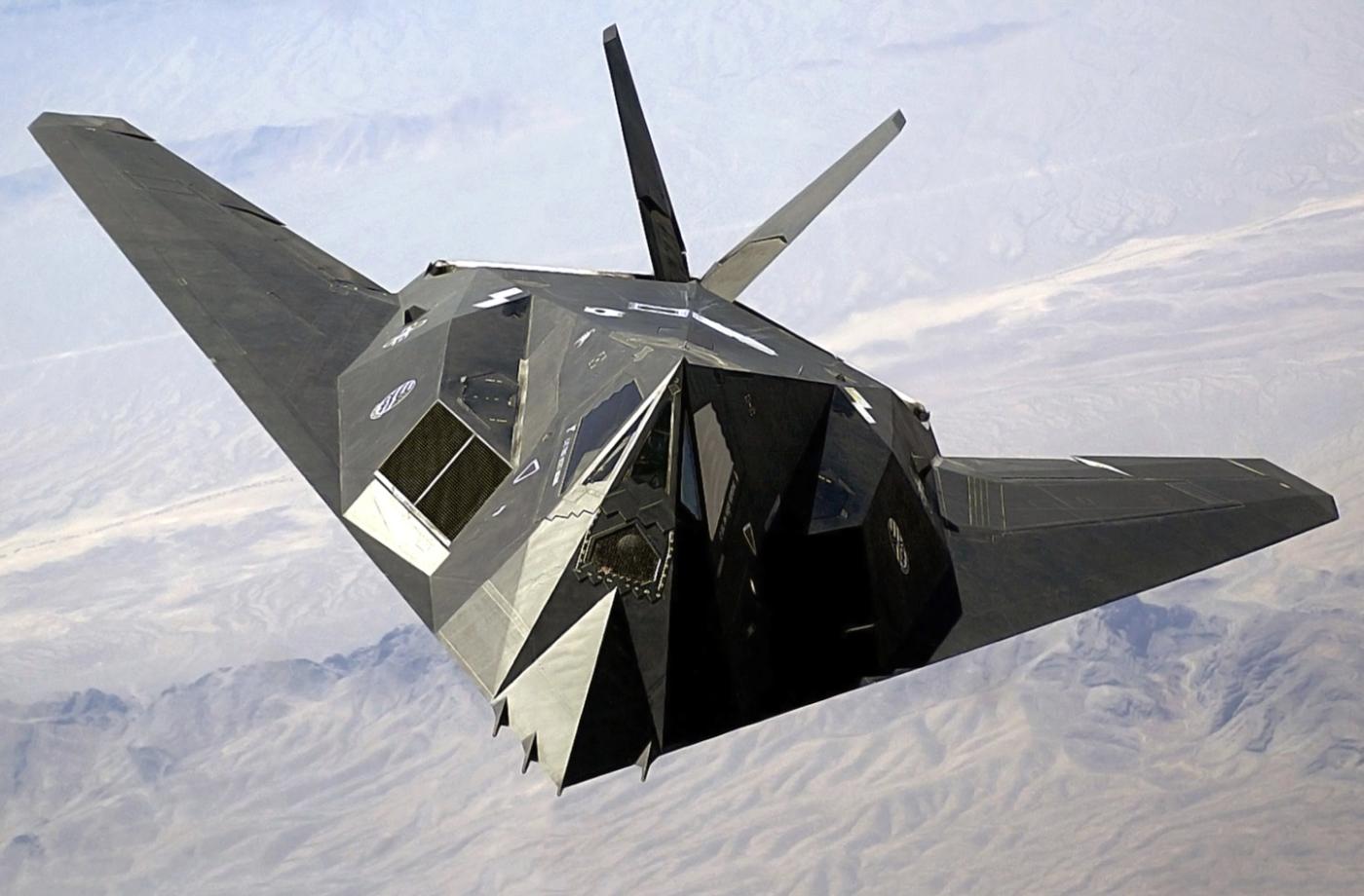 F-117 night hawk plane fighter bomber 