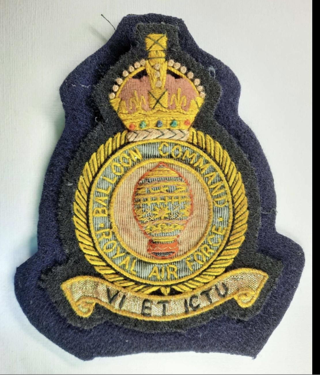 Barrage ballon command service badge 