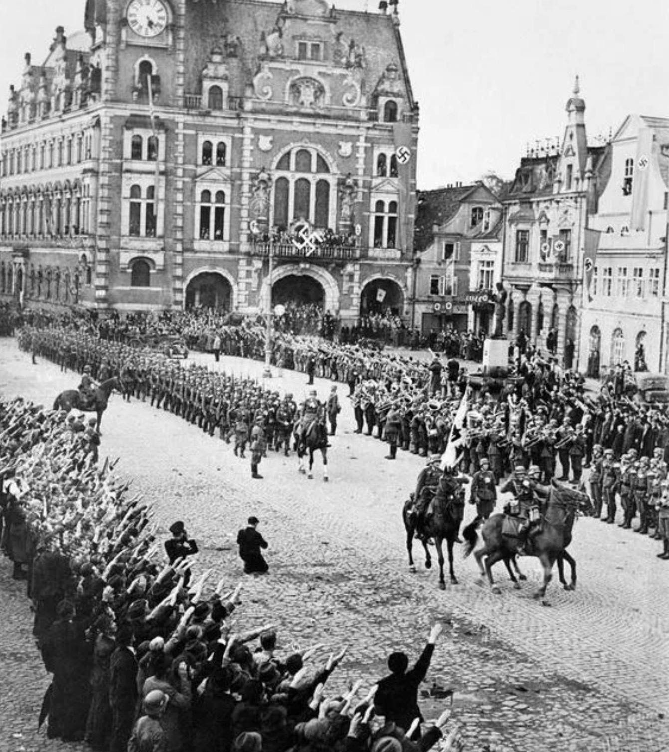 German troops into Rhineland 