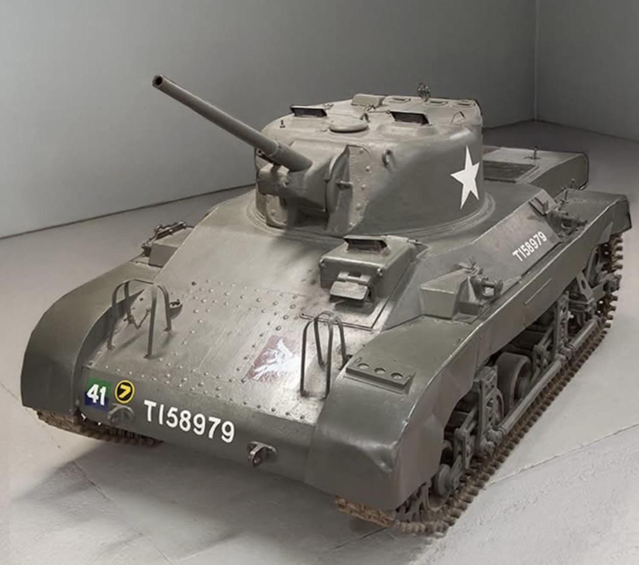 Airborne tank m22