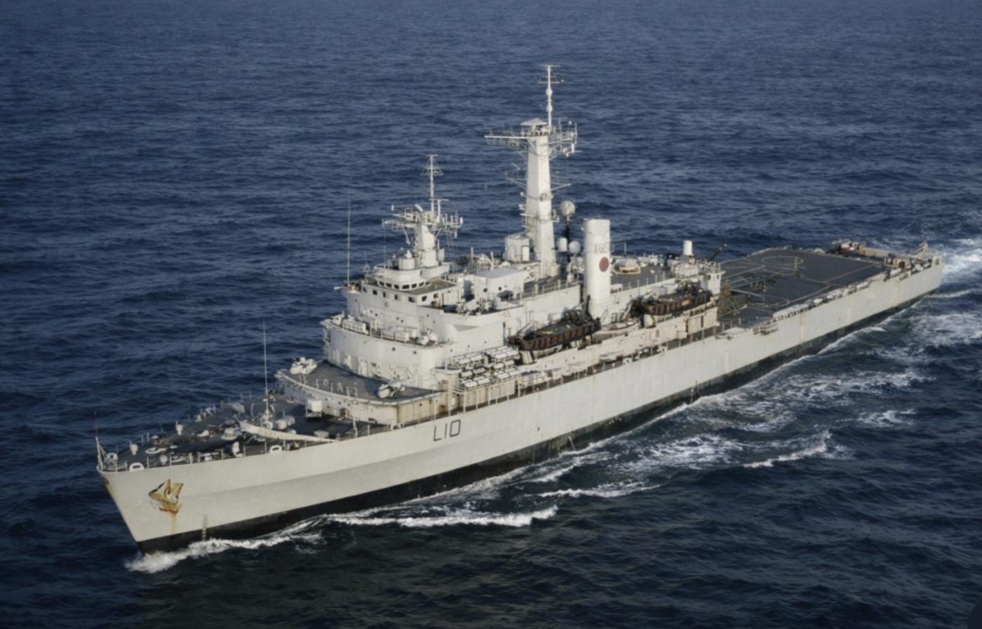 Hms fearless 