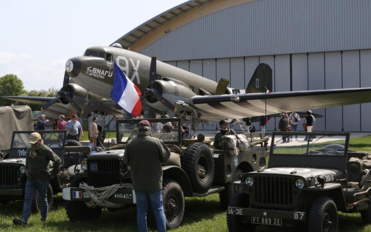 Dakota plane 