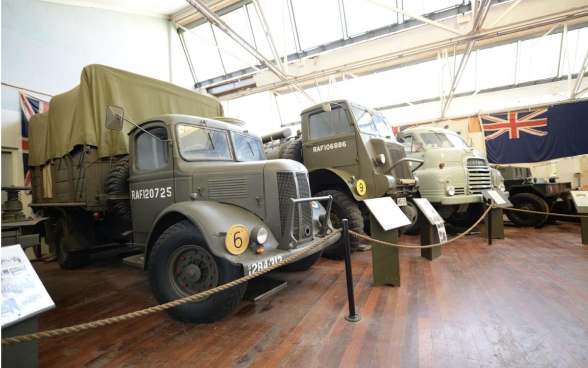 Military vehicles 