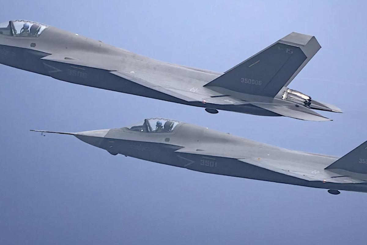 J-35 fighter plane 