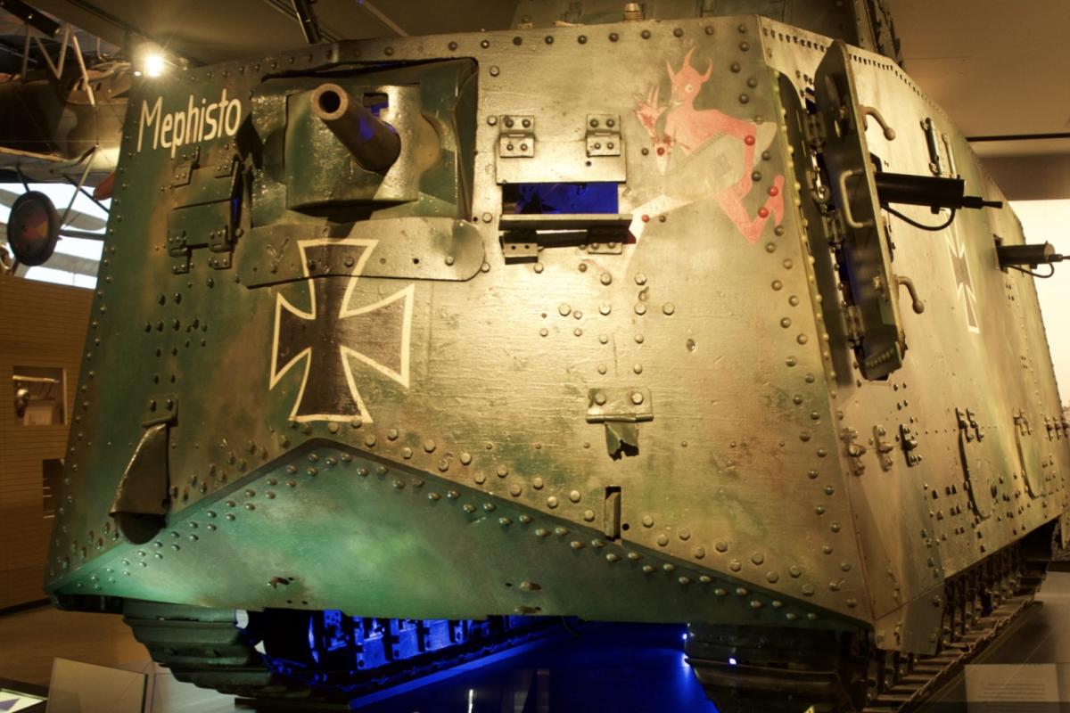 Ww1 German tank a7v 