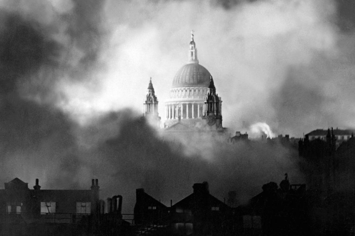 St Paul’s cathedral London blitz ww2 