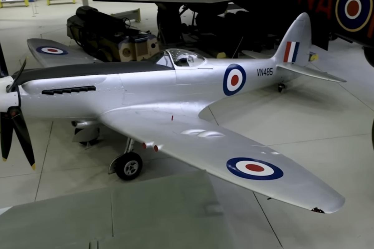 Spitfire plane 