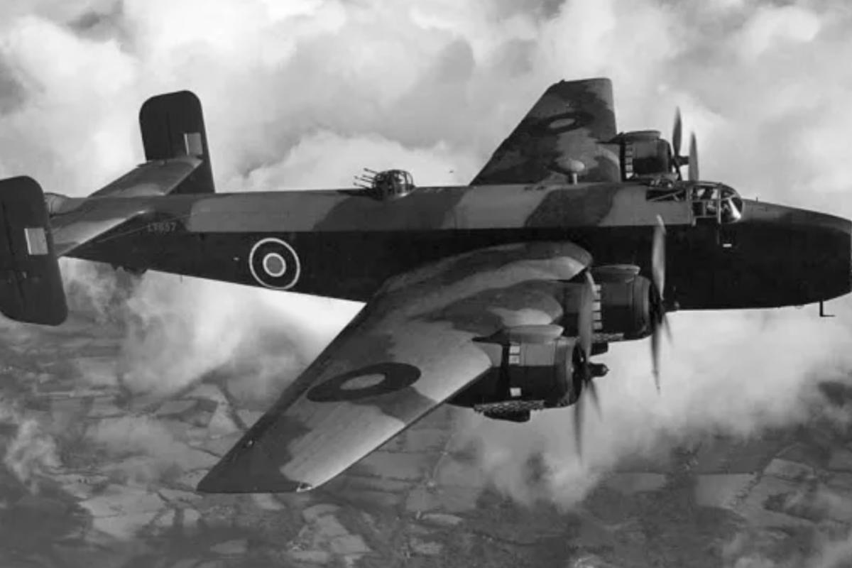 Handley page Halifax bomber raf 