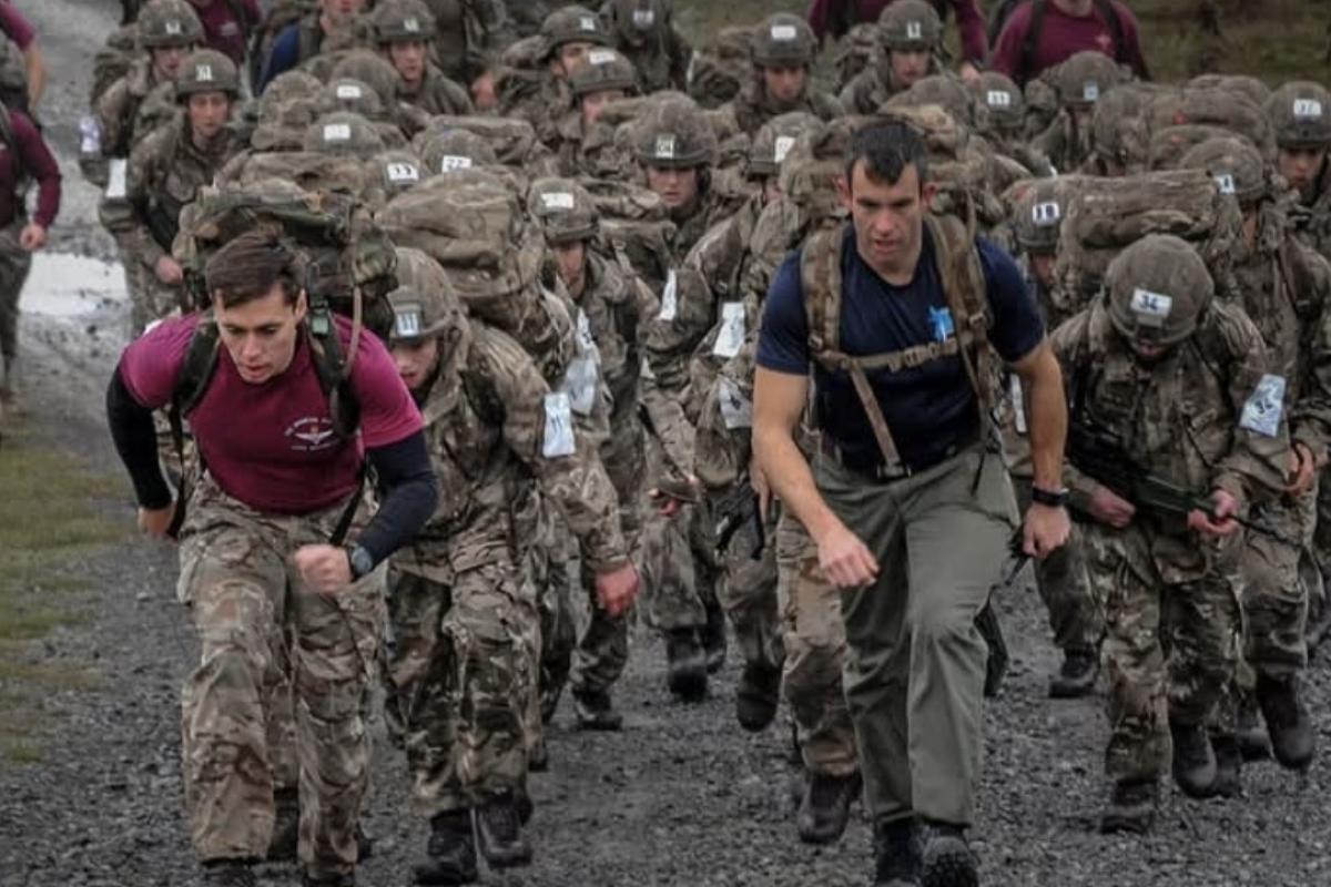 P company paras test week 