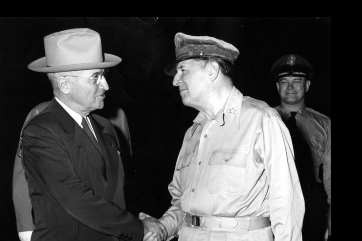 General MacArthur 