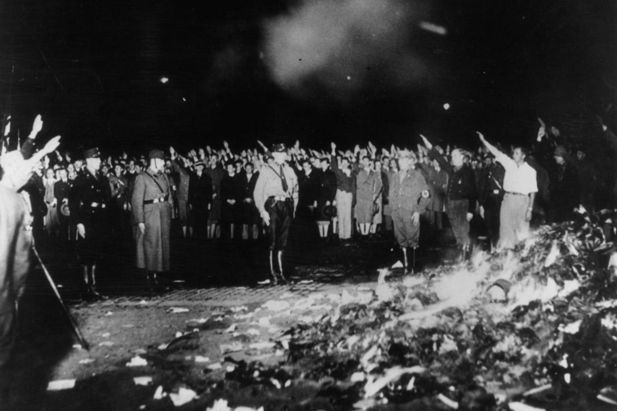 Nazi book burning 