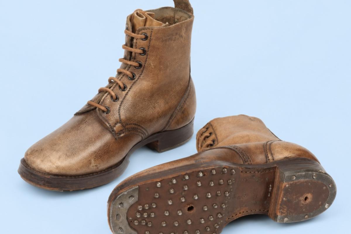 Boots 