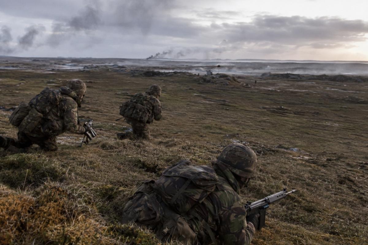 Paras attack